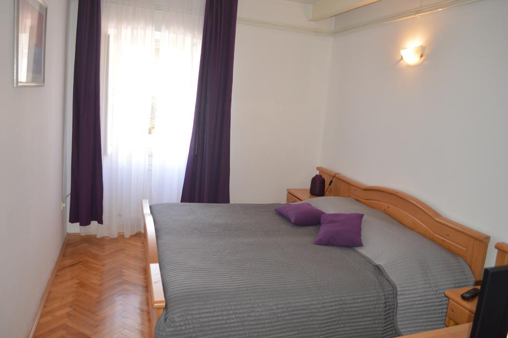 Guest House Kolarin Slano Phòng bức ảnh