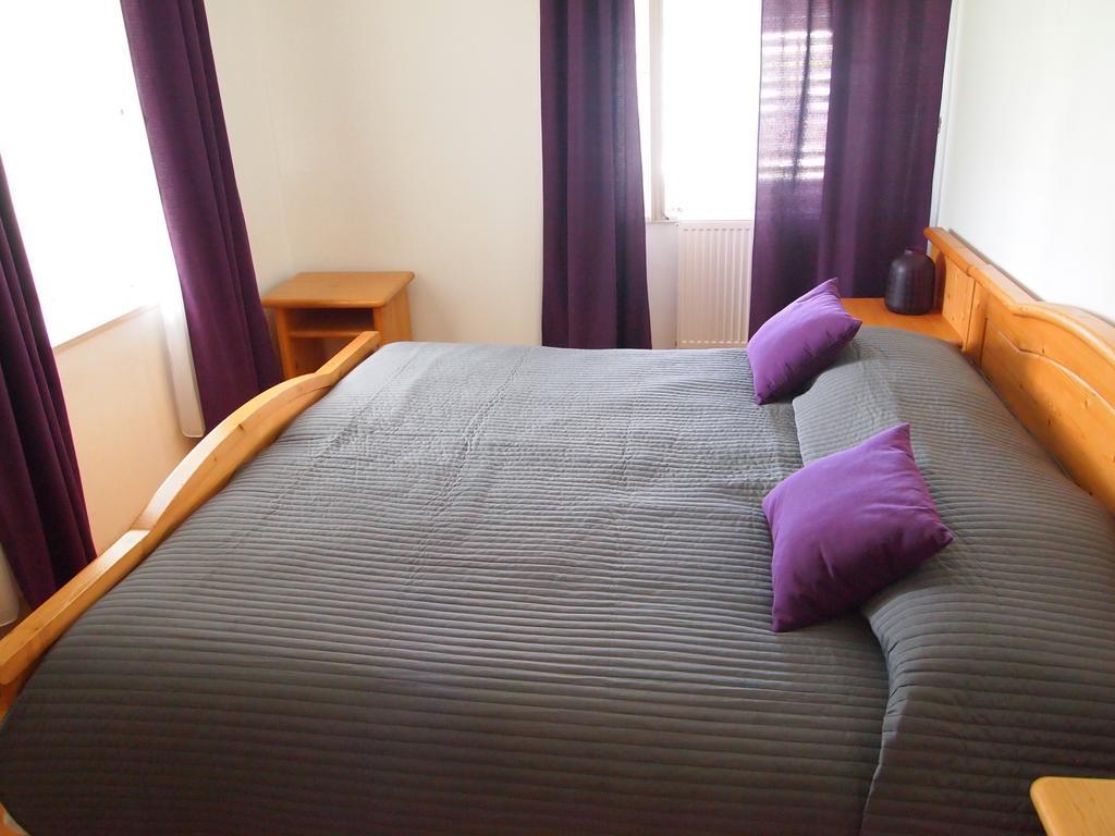 Guest House Kolarin Slano Phòng bức ảnh